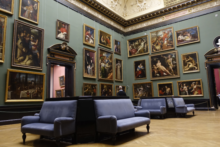 Italy for Art Lovers: Museums, Galleries, and Hidden Frescoes