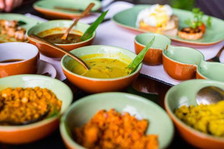15 Must-Try Sri Lankan Dishes (And Where to Eat Them)